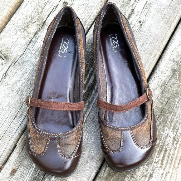 725 Originals Mary Janes flats - Picture 1 of 1